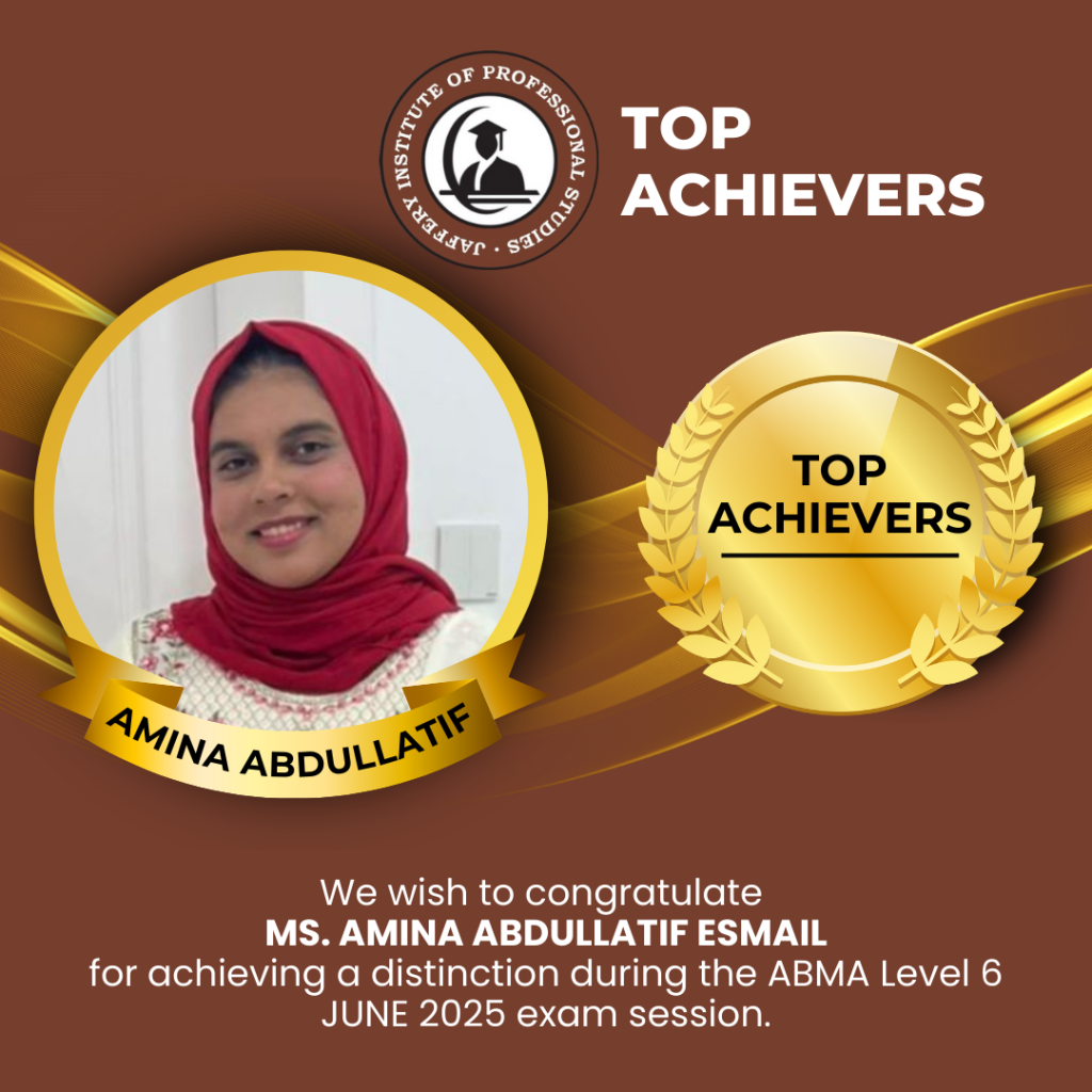 Black and Gold Modern Best Employee of The Month Instagram Post (7)